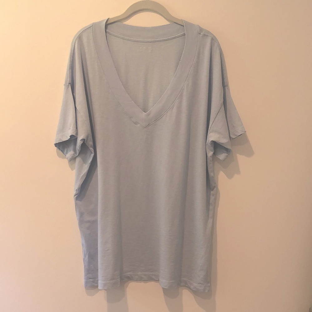 Aerie medium Tee